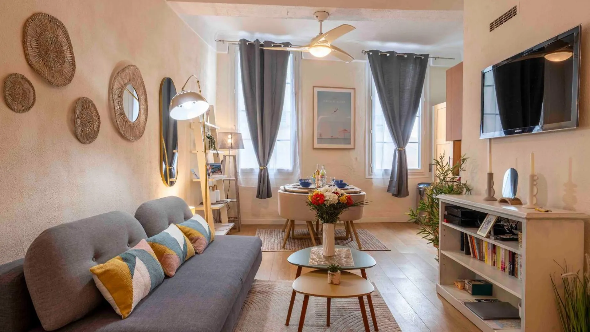 Apartment Charming Flat, Fully Equipped, Beach Only 300M - La Loge Nice France
